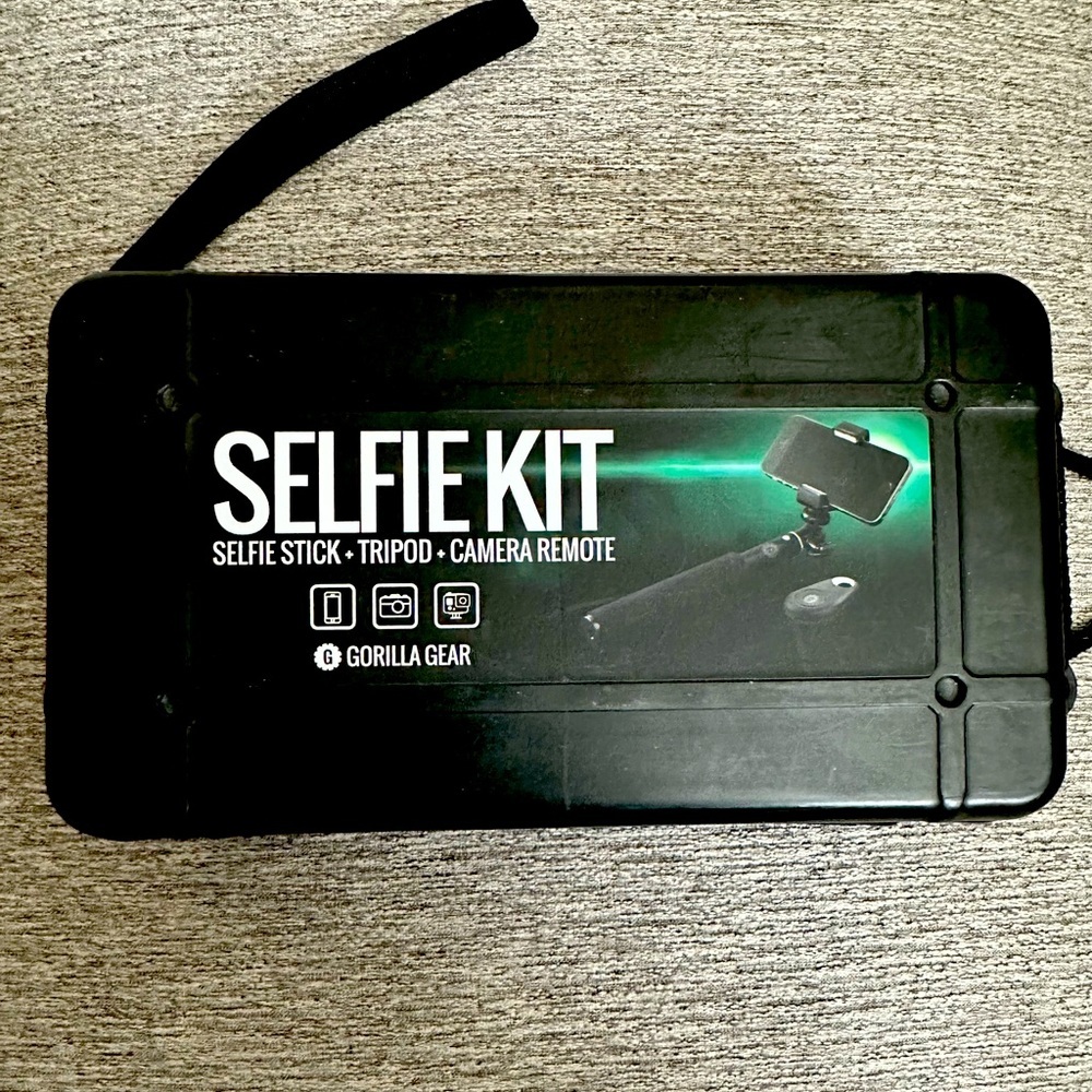 Selfie kit. Gorilla Gear